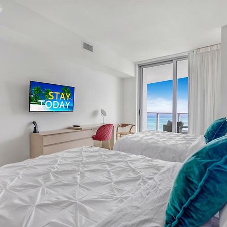 Seashore Resort - 2 Bedroom Right On The Beach Direct Ocean-View With Amenities On The Rooftop Hollywood Exteriér fotografie