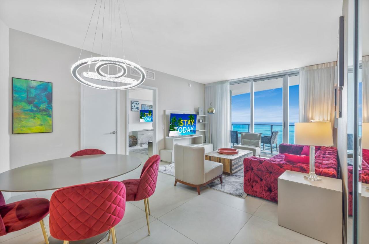 Seashore Resort - 2 Bedroom Right On The Beach Direct Ocean-View With Amenities On The Rooftop Hollywood Exteriér fotografie