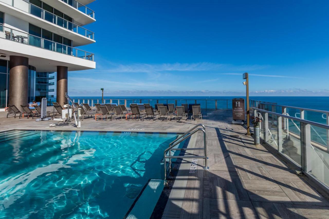 Seashore Resort - 2 Bedroom Right On The Beach Direct Ocean-View With Amenities On The Rooftop Hollywood Exteriér fotografie