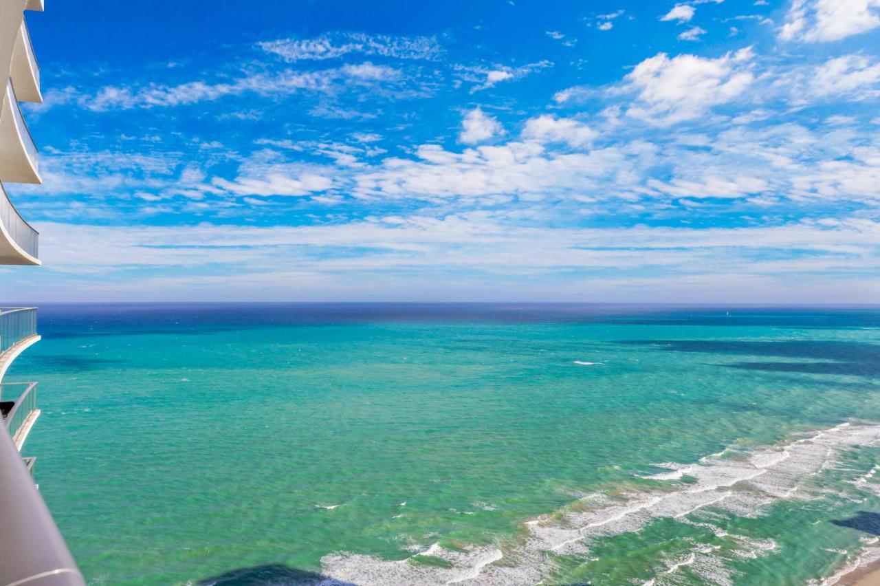 Seashore Resort - 2 Bedroom Right On The Beach Direct Ocean-View With Amenities On The Rooftop Hollywood Exteriér fotografie